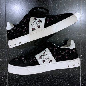 $1375 Valentino DESIGNER Fly Crew Suede Sneakers